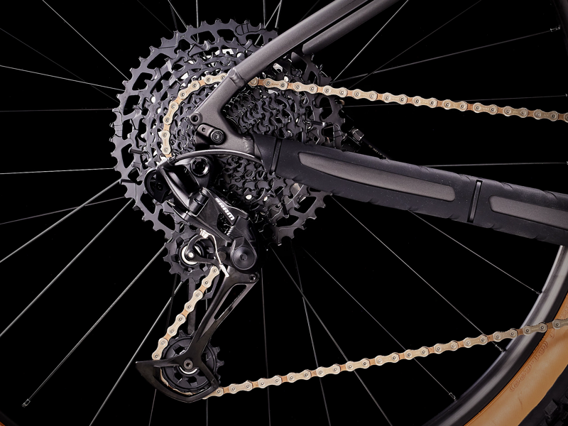 TREK Marlin 8 Gen 3 Hardtail Mountain Bike in Matte Dnister Black-1